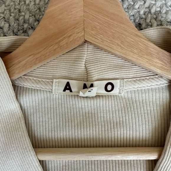 AMO Bow Cardigan - Picture 2 of 3